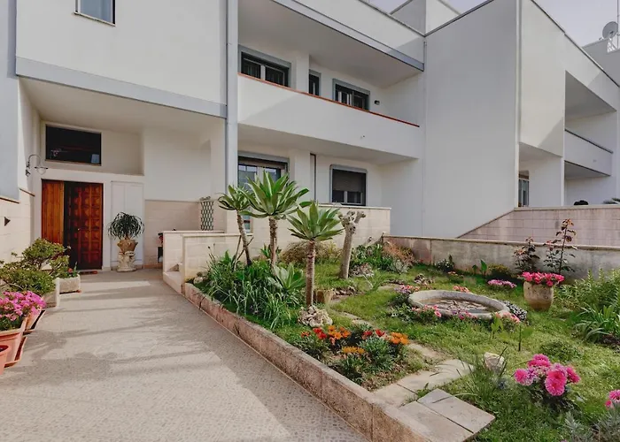 Rocamatura - Adults Only Alojamento de Acomodação e Pequeno-almoço Otranto